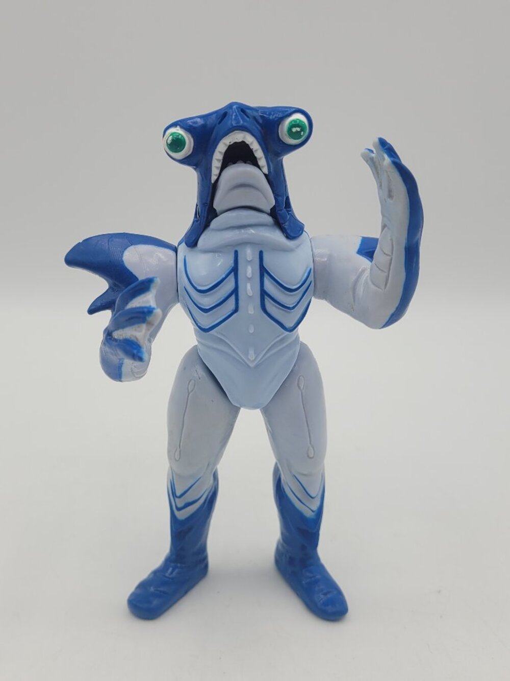 1994 Bandai Mighty Morphin Power Rangers Slippery Shark Action Figure